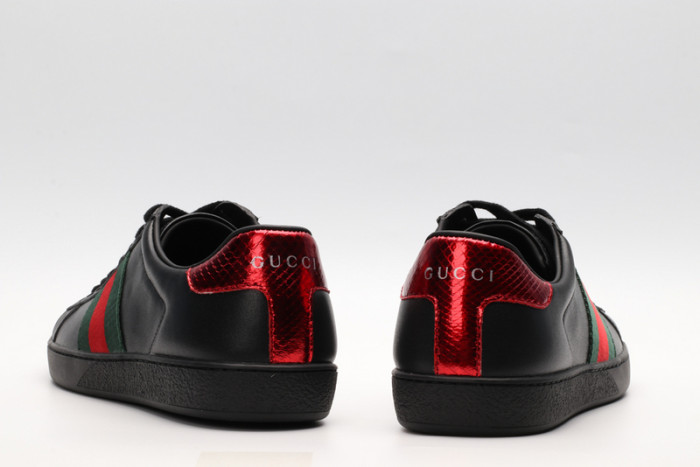gi ace embroidered low-top sneaker 043002