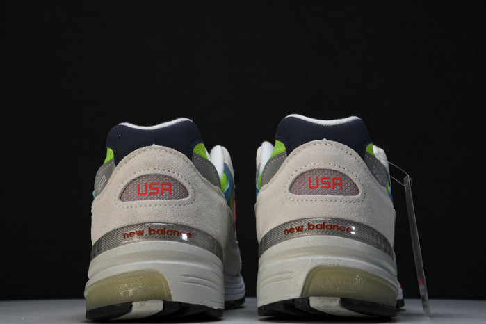 new Ba1an*e 992 white neon cyan m992da