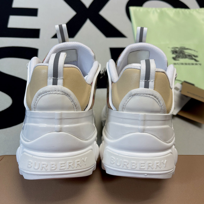BUBERY SNEAKER