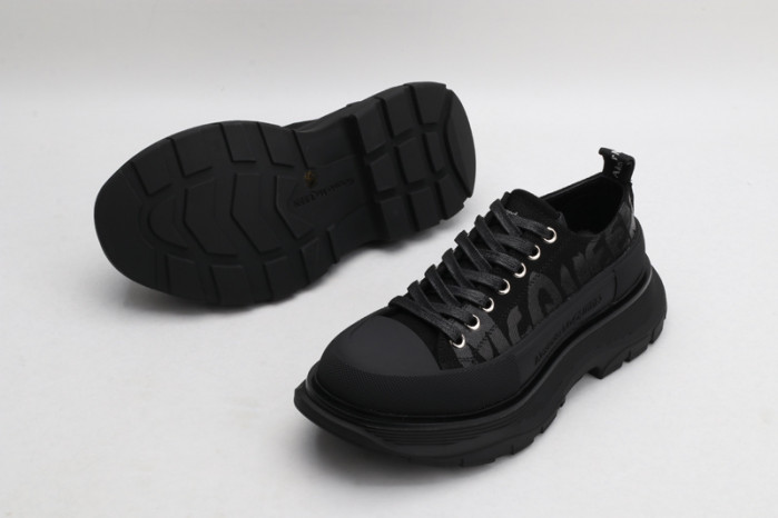 alex mcqu sneakers 112623