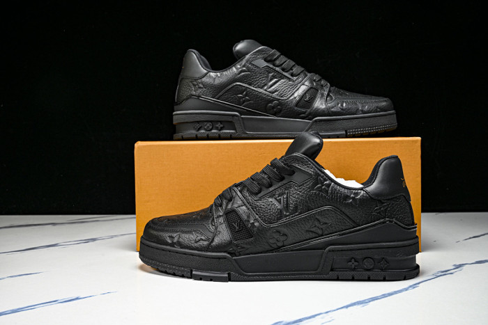 LOVT SNEAKER lv-535