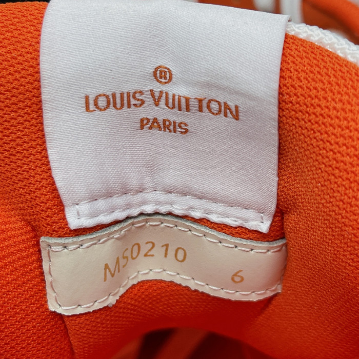 lovt sneaker
