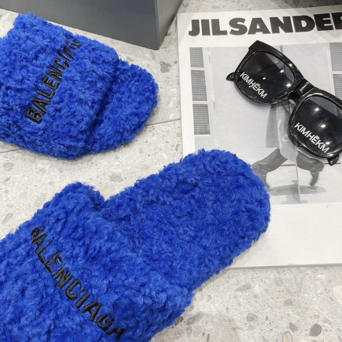 BL SLIPPERS 2307151