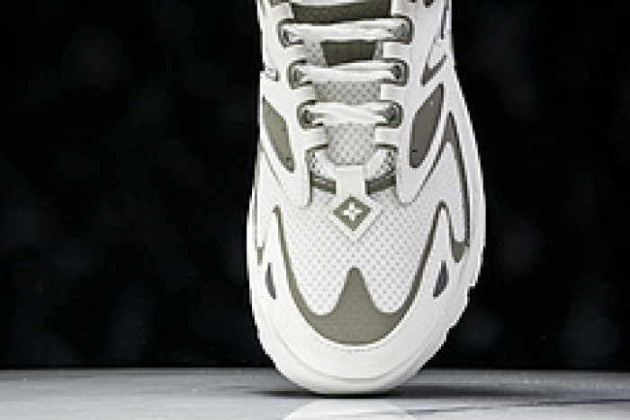 LOVT SNEAKER LV-317
