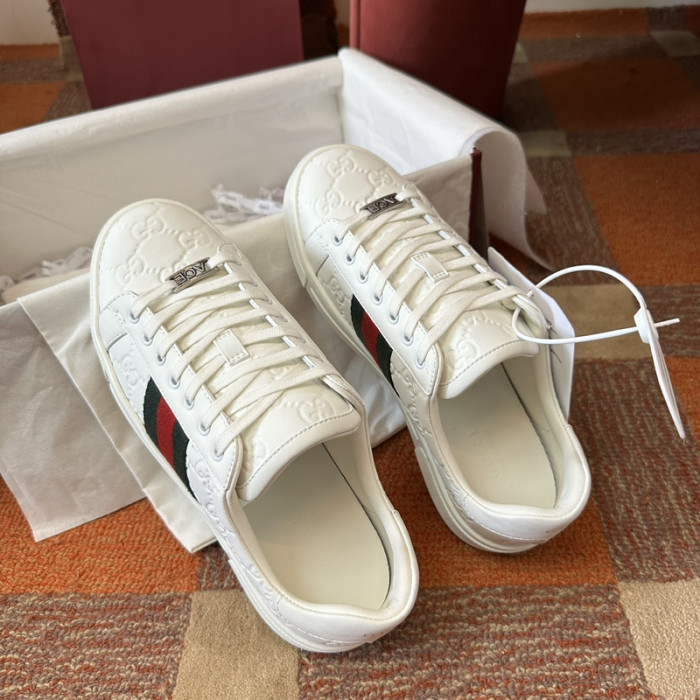GI ACE EMBROIDERED LOW-TOP SNEAKER 90651