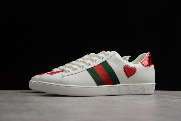 gi ace embroidered low-top sneaker h903p146