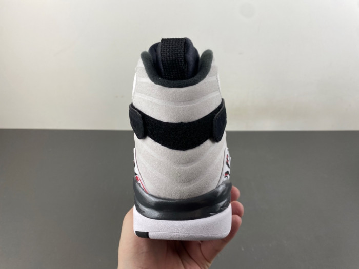 (2025) Jordan 8 Retro Bugs Bunny 305381-100